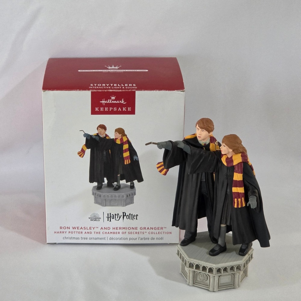Hallmark Ornament Ron Weasley Hermione Granger Multi Excellent Storytellers